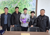 홍천소방서 의용소방대聯, 홍천군청 민경훈 주무관에게 감사패 전달