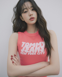 ‘MZ 워너비’ 장원영, 청량 미모·유니크 ‘봄의 여신’ 완성