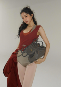 손나은, 이 패션도 소화한다고? 완벽 ‘슬랜더’의 정석 [★SNS]