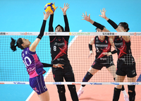 [포토]힘차게 공격하는 흥국생명 김연경