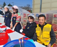 복서 출신 배우 조성규, 안동 산불 현장에서 열흘째 구슬땀 흘려