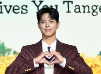 ‘폭싹’으로 시청자 울린 박보검, 선행이 있는 곳이라면 천사의 모습으로!