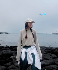 ‘6년 만 눈물 복귀’ 박한별, 제주서 힐링 미소 [★SNS]