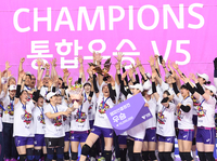 우승으로 화려한 은퇴, 김연경 “꿈 같은 순간, 드라마 시나리오도 이렇게 못 써”[현장인터뷰]