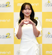 [포토] 김선신 아나 ‘깜찍한 하트’