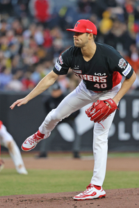 ‘많이 늦었네’ KIA, 롯데 연이틀 잡고 ‘시즌 1호 연승’…네일 아트+나성범 대포=승리 [SS사직in]