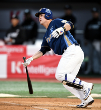 [포토] 김형준, 2회 선취점 뽑는 적시 2루타