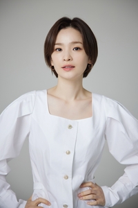전미도, ‘송은이 사단’ 합류했다…“전폭적인 지원 아끼지 않을 것”[공식]