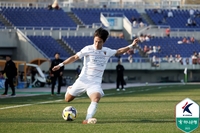 포항의 또 다른 ‘활력’, 유스 출신 강민준 “(신)광훈이 형이 내 롤모델, 꿈만 같은 하루하루”[SS인터뷰]