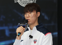 “홍삼 먹고 참새 잡는다” 이우석, 역시 ‘프로도발러’…올해도 명불허전 그 자체 [PO미디어데이]