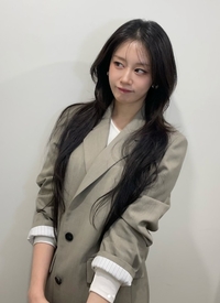 지연, 이혼 후 밝은 근황…산뜻한 미소 전성기 그대로 [★SNS]