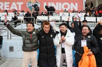 김진태 지사 “산불난 곳에 비 내린 것 같은 1승이었다”