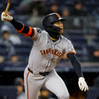 이정후 “롤모델 이치로 넘본다”…2루타 비율·장타력은 이미 앞섰다