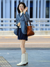 ‘역주행’ 배우 고현정, 세월을 거꾸로 돌린 공항패션!