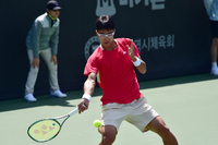 정현, 부산오픈 단식 16강 진출 “10년 전 우승 모습 보여드리고 싶다, 부상 트라우마 조금씩 극복”