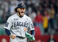 “존경한다”더니 “RYU! 17K 내가 깬다” 폰세 강력 도발(?)…류현진 반응, 세상 ‘쿨’하네 [SS스타]