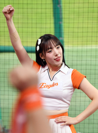 [포토]한화 치어리더 하지원, 깜찍하게!