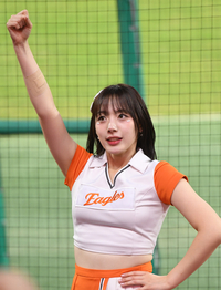 [포토]치어리더 하지원, 주먹 불끈!
