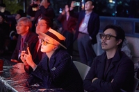 ‘우주대스타’ 지드래곤, 외계인도 인정한 존재감 “굿모닝 미스터 G-DRACON”