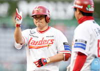 “데이터 보고 짰다” 이지영 ‘13년 만에’ 3번 출전…‘3연패’ SSG 라인업 변동, 분위기 반전이 ‘핵심’ [SS문학in]