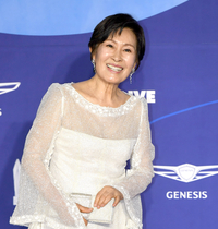 배우 김혜자, 데뷔 64년 만에 첫 화장품 모델 발탁…83세의 새로운 도전