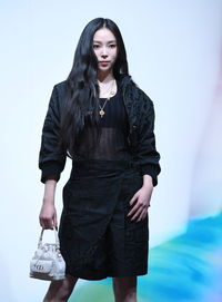 [포토] 미야오(MEOVV) 나린 ‘도도한 블랙 여신’