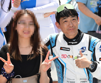 슈퍼레이스 출전 개그맨 한민관, 이 구역 최고의 인기남은 바로 나!