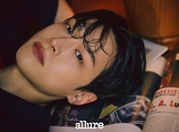 ‘폭싹→언슬전→화보’ 강유석, 감성 연기의 진화…“언젠가 크리스토프 발츠처럼”