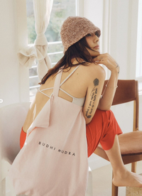 이효리, 요가로 완성한 건강미…내추럴한 매력 담은 화보 공개