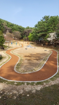 홍천 무궁화테마파크, ‘황톳길’ 걷고 건강과 힐링을 누리는 명소로 거듭나