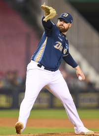 [포토] 로건 ‘오늘은 승리 챙겨보자’