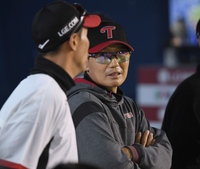 ‘프로보노’ 정경호, 판사·상대 변호사 휠체어 태웠다... 파격 현장 검증 예고