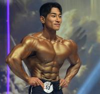 나바코리아 AOC 버뮤다 1위 박한, 얼굴도 잘 생겼네... [포토]