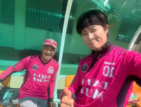 최수종-이덕화, 갑옷 대신 유니폼… 축구장에서 포착된 ‘특급 우정’
