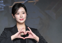 [포토]하트 만들어 보이는 미스코리아 출신 이승현