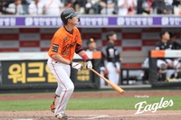 “내 홈런이 결승타가 될 줄이야…”, 한화 3연승 이끈 심우준의 ‘시즌 1호 홈런’ [SS스타]