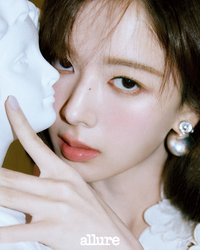 ‘러블리 바니’ 노정의, 고혹적 시선에 눈을 뗄 수가 없네