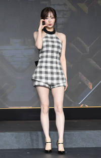 [포토]츄, 각선미 뽐내며!