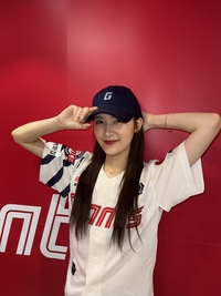 ‘G볼캡·도서 증정’ 롯데, 온 가족이 즐기는 야구장 나들이 ‘키즈위크’…다양한 이벤트 준비