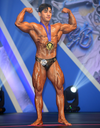 최광현,  ‘2025 에이펙스 알파 챔피언십’ 미스터 클래식 모델 쇼츠 1위의 근육 [포토]