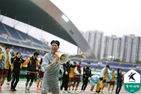 초유의 ‘1슛 1골’ 광주답지 않았지만 기어이 승리…2경기 10실점 후 기록한 무실점의 가치