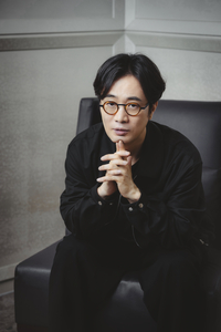 ‘파과’ 민규동 감독 “신시아, 40대 모습 구현해 보려 했는데 너무 젊어서 못 했다” [SS인터뷰②]