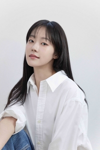 두산, 배우 채원빈 ‘승리기원’ 시구자로 초청