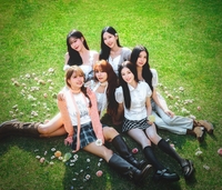 ‘뿜뿜 그 이상을!’ 모모랜드, 새 둥지서 2년만에 완전체 컴백