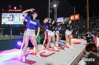 “올해로 10년째” 롯데-삼성 ‘클래식 시리즈’ 개최…오는 18일 ‘롯데 찐팬’ 카더가든 승리기원 ‘시구’