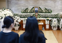 [포토]조문 이어지는 ‘뽀빠이’ 故 이상용의 빈소