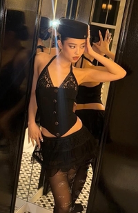 제니, 올해 K팝 아티스트 최초 ‘라이크 제니’ MV로 유튜브 1억뷰 돌파!