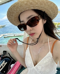 산다라박, 제2의 고향 필리핀 해변에서 뽐내는 매력[★SNS]