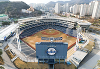 대선 후보도 바꾸는 판에 호구(虎口) 취급 받는 NC, 연고지 왜 못 바꾸나[장강훈의 액션피치]