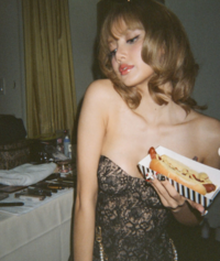 블랙핑크 리사, 멧 갈라의 추억을 다시 한번 [★SNS]